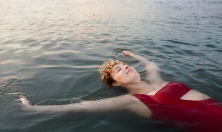 medium shot woman swimming 23 2149137190