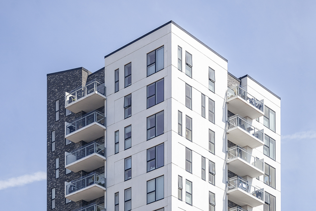 vertical shot white building clear sky