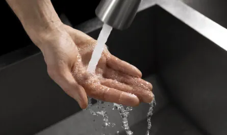 close up hygienic hand washing 1