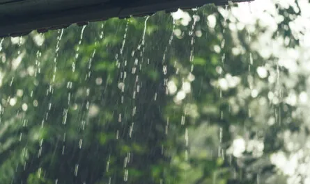 rain outside windows villa 1